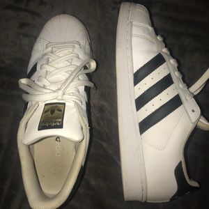 👟Adidas Superstar Sneakers👟